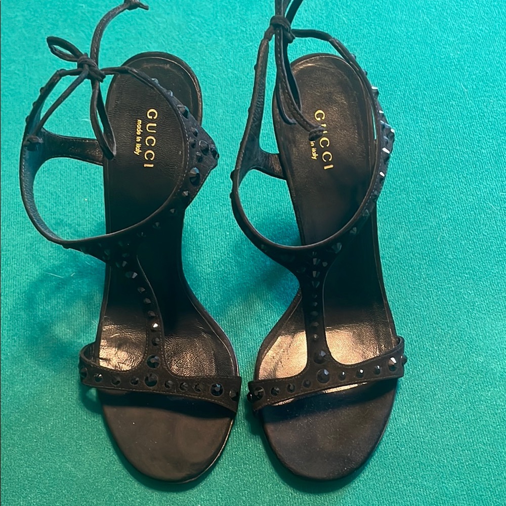 Gucci Black Crystal Suede T-Strap Women's Sandals - Picture 2 of 9